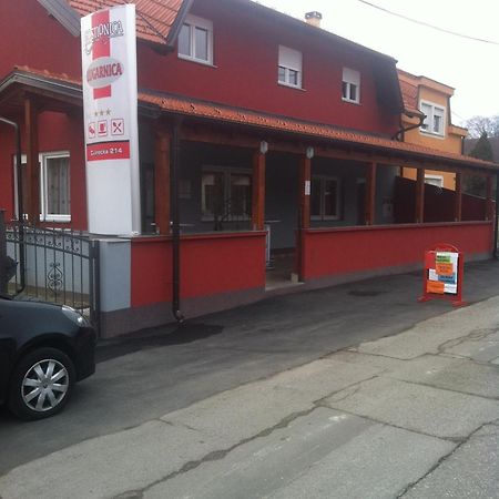 Bed and Breakfast Lugarnica Загреб Номер фото